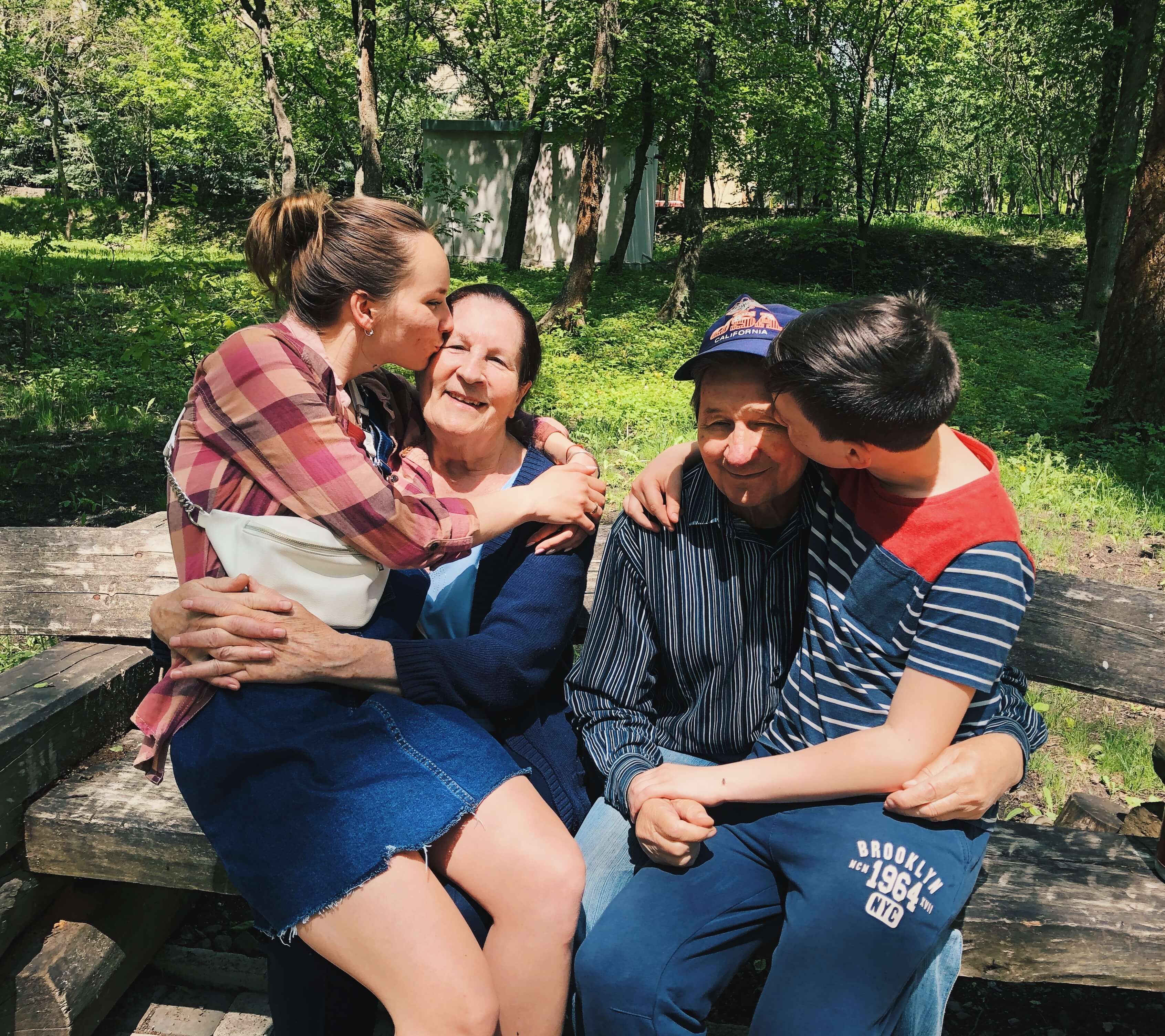 Баришніков з родиною