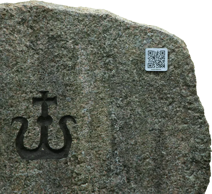 Inheart QR code on a tombstone